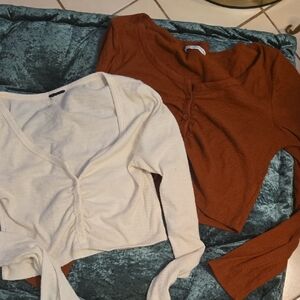 URBAN OUTFITTERS CROPPED SWEATERS